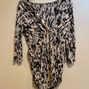 Motherhood maternity quarter sleeve blouse